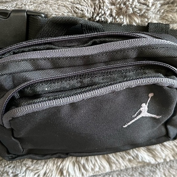 Jordan Kids Black Crossbody Bag - Picture 3 of 4
